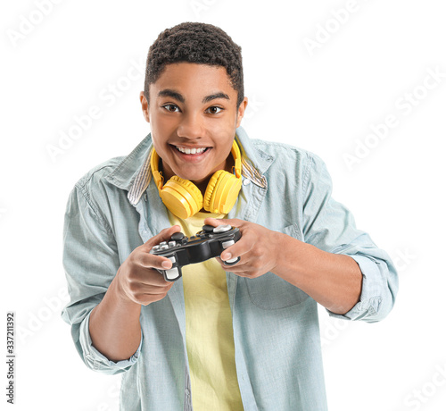 African-American teenage bo...