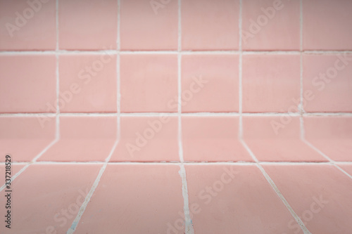 Pink tiled background © Rawpixel.com