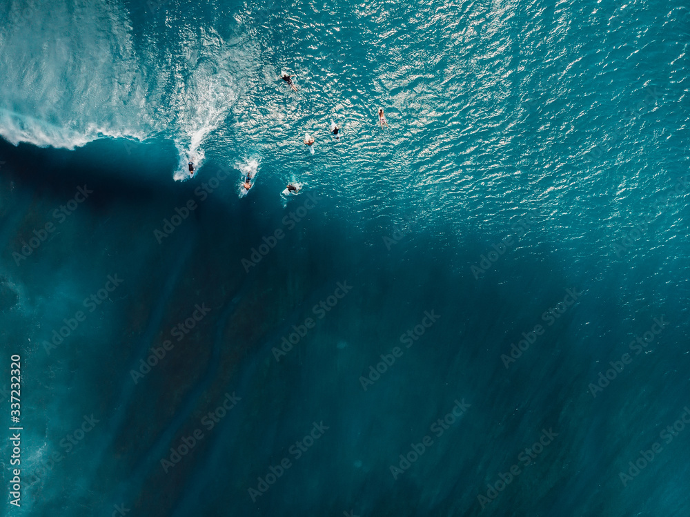 Αυτοκόλλητο Aerial view of surfing at perfect barrel waves