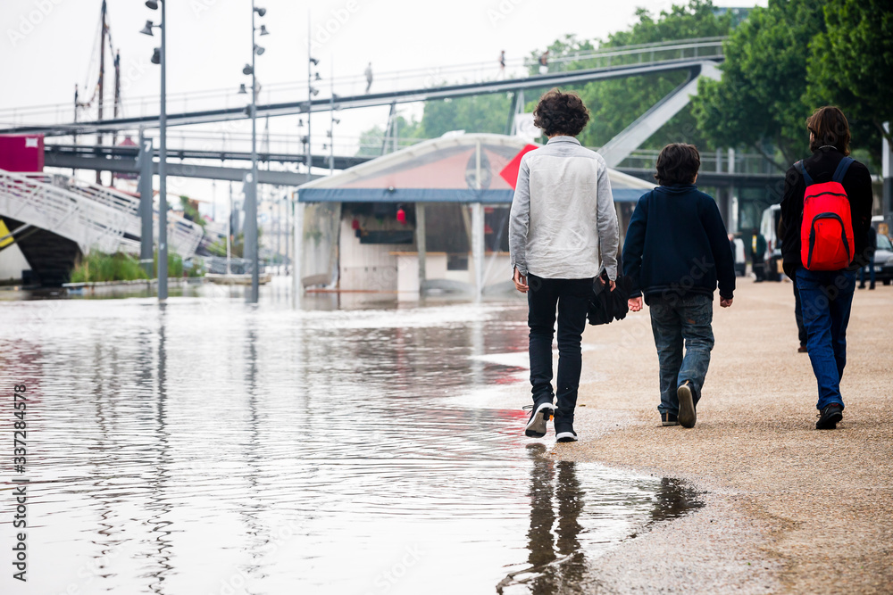 Obraz premium Innondation de la Seine