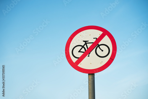 no cycling sign