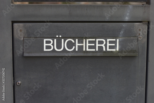 German library sign © Patrick