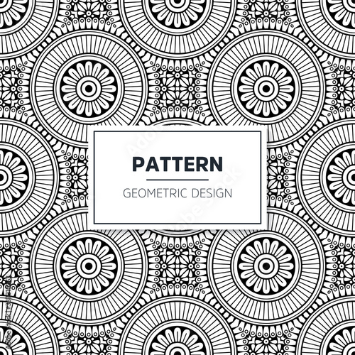 Seamless mandala islamic pattern. Vintage elements