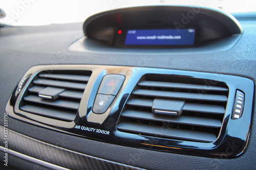 Modern vehicle dashboard air vents