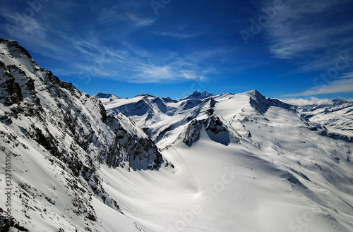 Krajobraz alpejski, widok z Kitzsteinhorn 