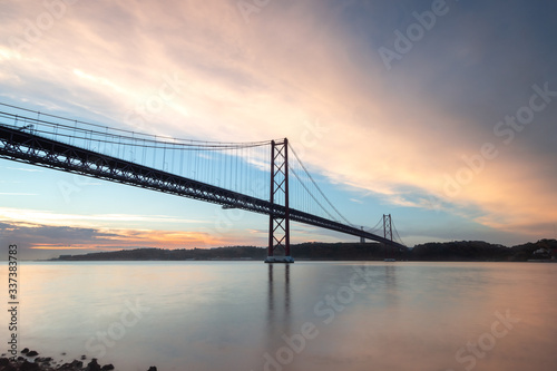 Landscape. Vista del puente 25 de Abril al Amanecer. Lisboa. Portugal © magui RF