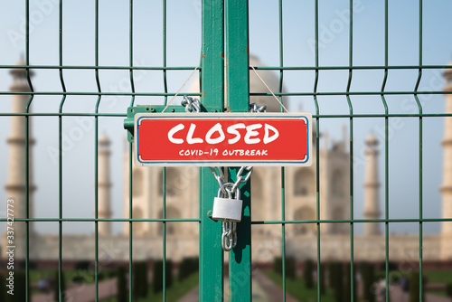 Photography India under curfew