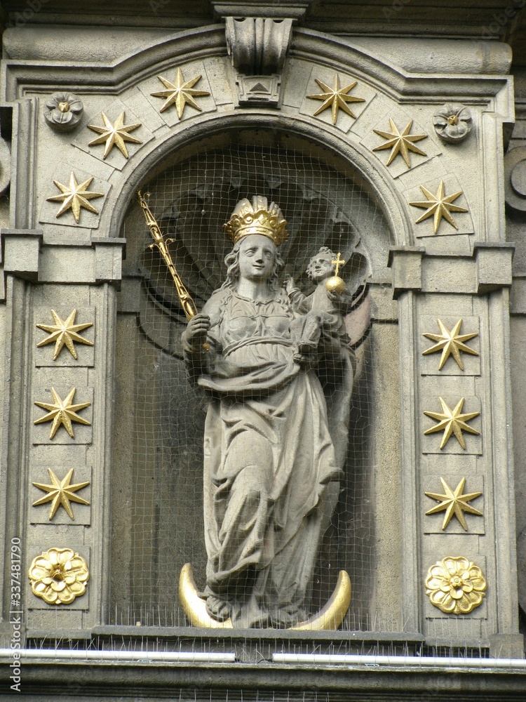 Virgin Mary, Church of Our Lady Victorious in Prague (Infant Jesus of Prague)