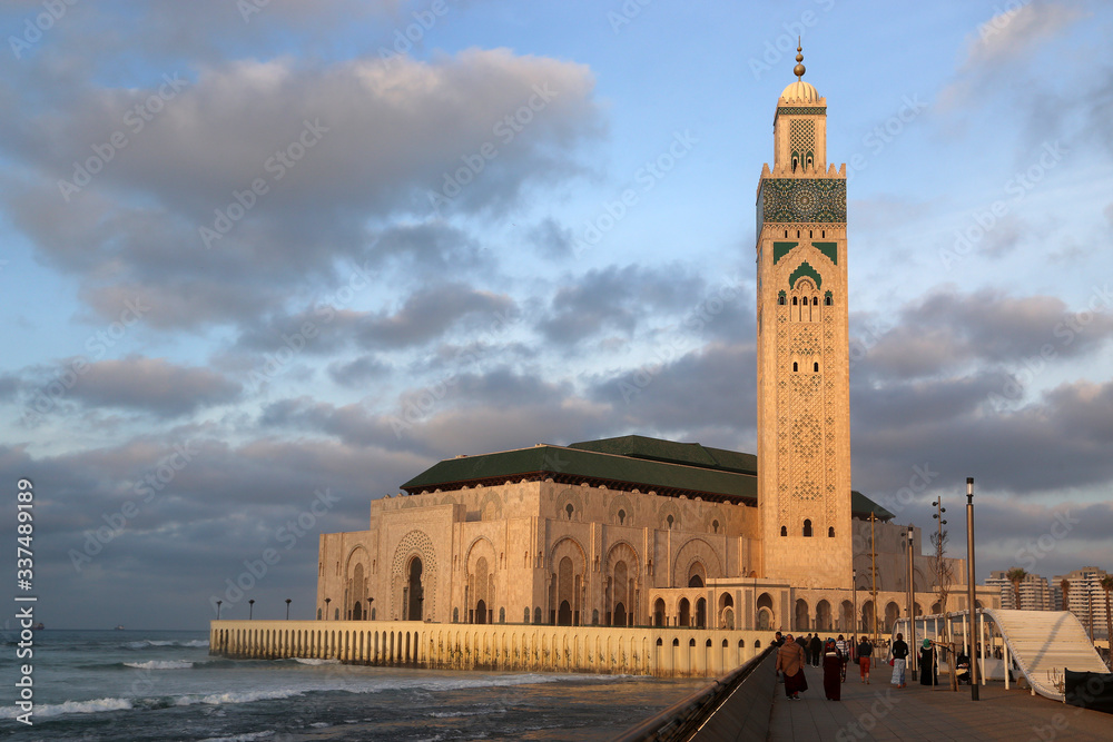 Fototapeta premium Casablanca, Morocco - 02.26.2019: View of one of the world's largest mosque Hassan II.