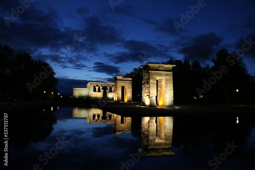 Templo de Debod en un atardecer de Madrid con su reflejo en el agua.  photo