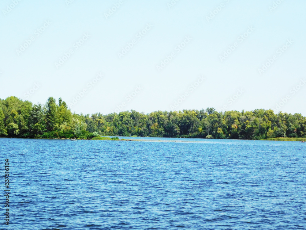 Obraz premium A beautiful bay of Dnipro river in Kyiv, Ukraine.