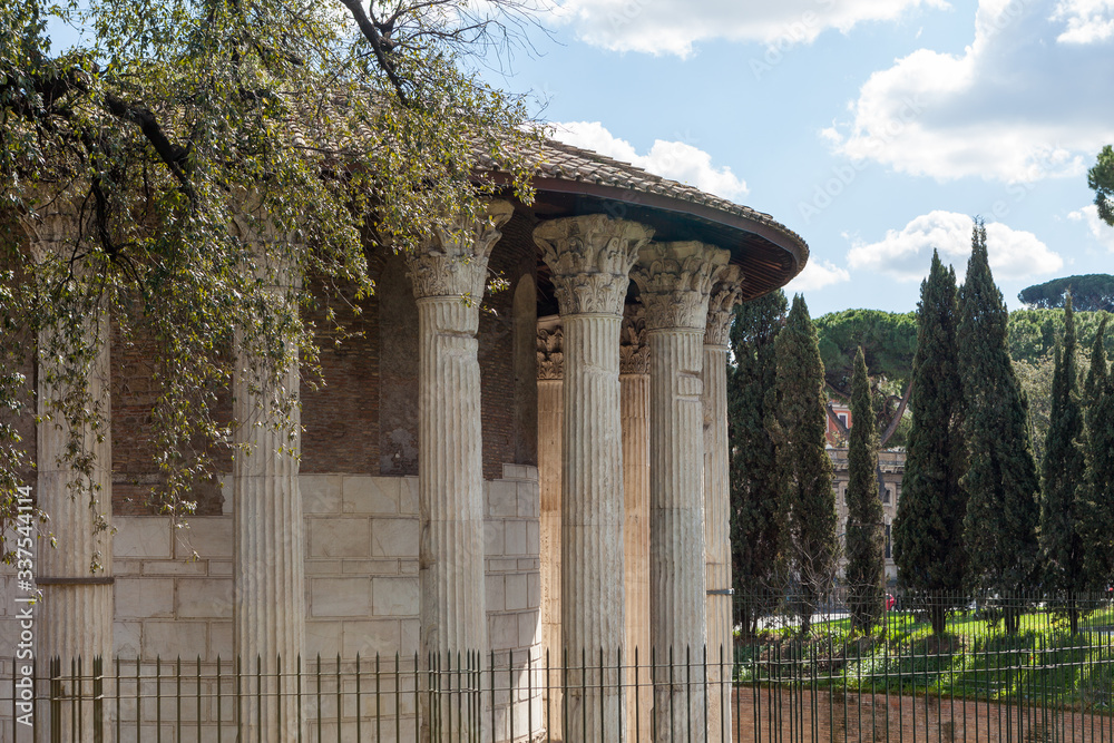 The Temple of Hercules Victor (Hercules the Winner) (Tempio di Ercole Vincitore) or Hercules Olivarius. Roman round temple in Piazza Bocca della Verita, in the area of the Forum Boarium. Rome, Italy