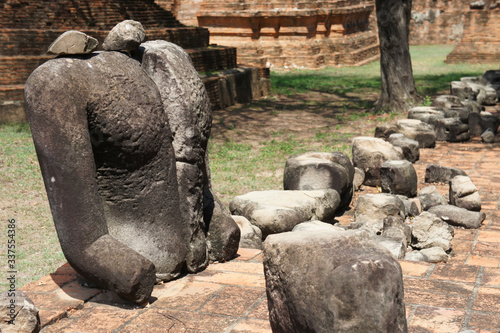 Gallery of the Ruins of Buddha Statues