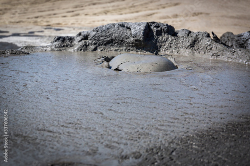 geologisches Phänomen der Schlammvulkane in Rumänien photo