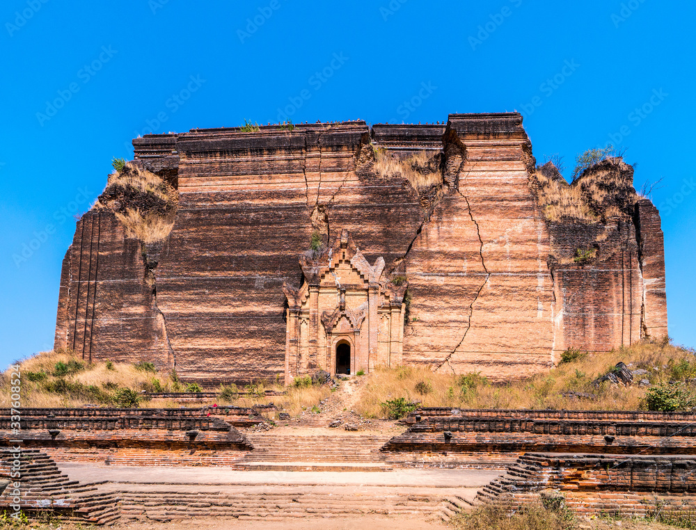Ruined Mingun pagoda Unfinished pagoda in Mingun paya Temple, Mandalay, Myanmar