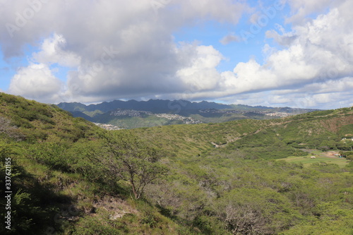 Honolulu Diamond head and Honolulu beach