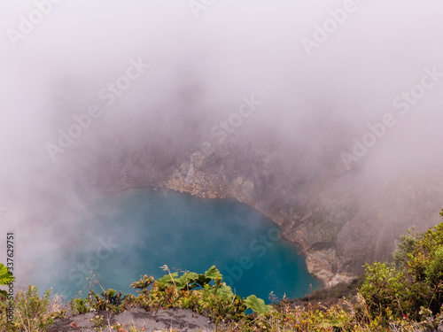 Der Vulkan Irazú in Costa Rica ist 3432 m hoch und somit die höchste Erhebung des Gebirges Cordillera Central photo