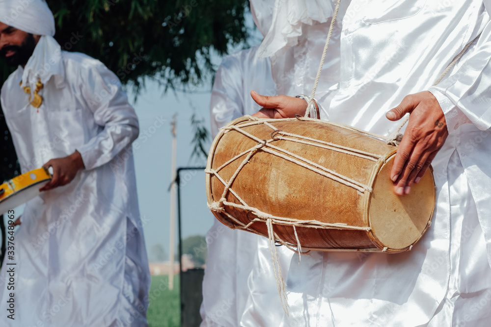 Tamte Image Hand beating drum in an Indian tradition Stock Photo | Adobe Stock
