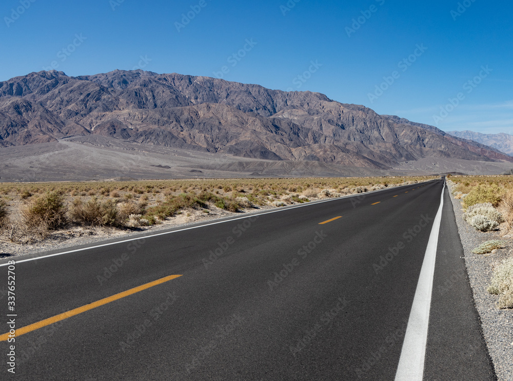 Fototapeta premium desert road