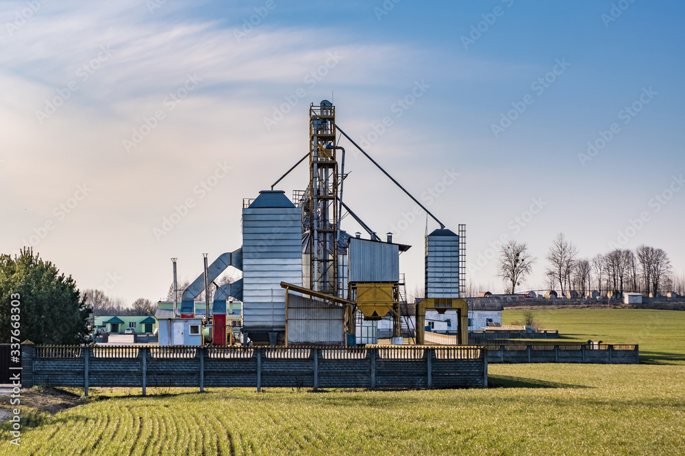 agro-processing and manufacturing plant for processing and silver silos for drying cleaning and storage of agricultural products, flour, cereals and grain. Granary elevator. agro-processing and manufacturing plant for processing and silver silos for drying cleaning and storage of agricultural products, flour, cereals and grain. Granary elevator.