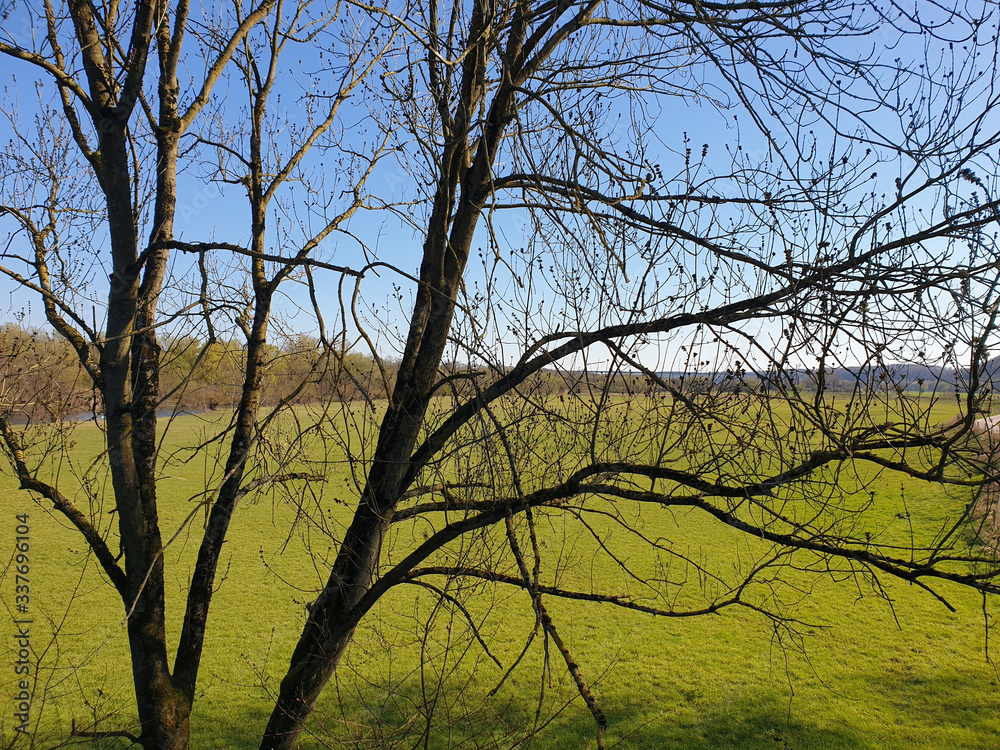 Blick auf die Ruhrauen von der Mendener Brücke - Mülheim an der Ruhr Blick auf die Ruhrauen von der Mendener Brücke - Mülheim an der Ruhr
