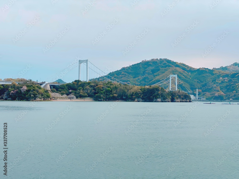 Fototapeta premium しまなみ海道 伯方・大島大橋 伯方島側