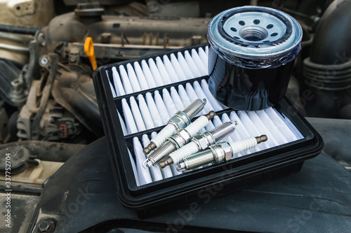 Bilde på lerret Spare parts for car maintenance