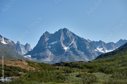 Valley in the mountains .