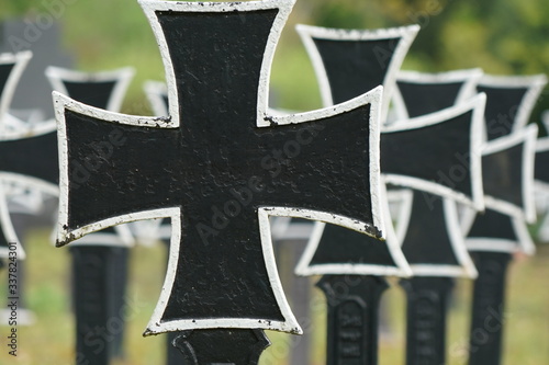 Kreuz auf Ehrendenkmal photo