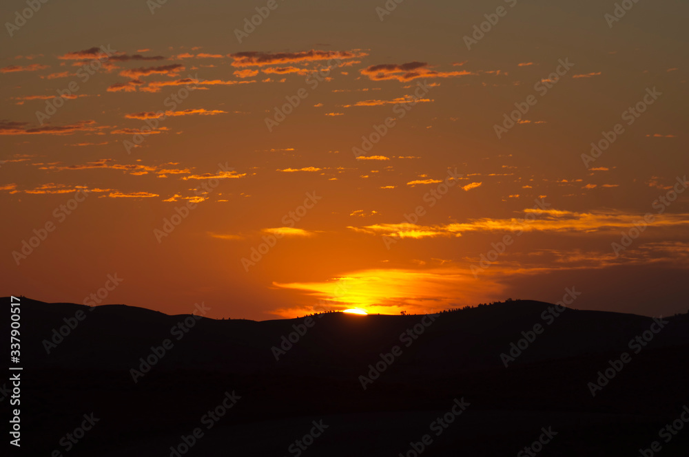 Sunset at Stokes Hill Lookout, Flinders' Ranges, SA, Australia