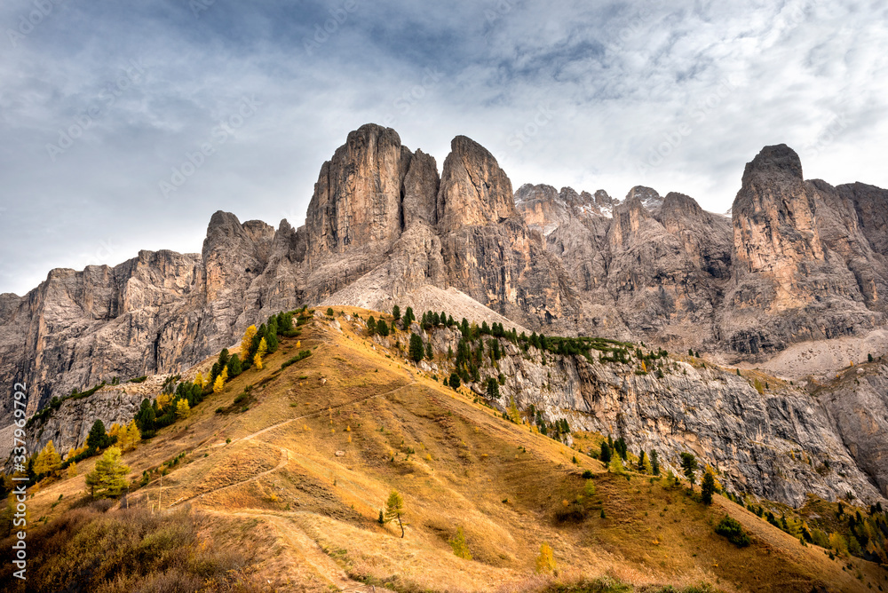 Sella Group with Piscadu, Val Gardena Pass, Passo Gardena, Natural Park Puez-Geisler, Dolomites, Selva di Val Gardena, Alto Adige, Trentino-Alto Adige, Italy