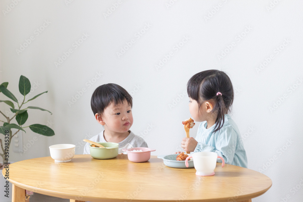 子供　食事