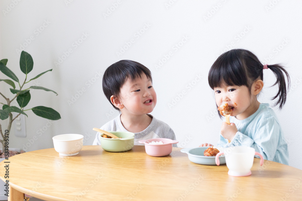 子供　食事