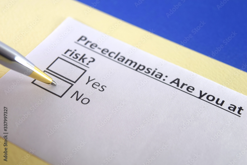 One person is answering question about pre-eclampsia. One person is answering question about pre-eclampsia.