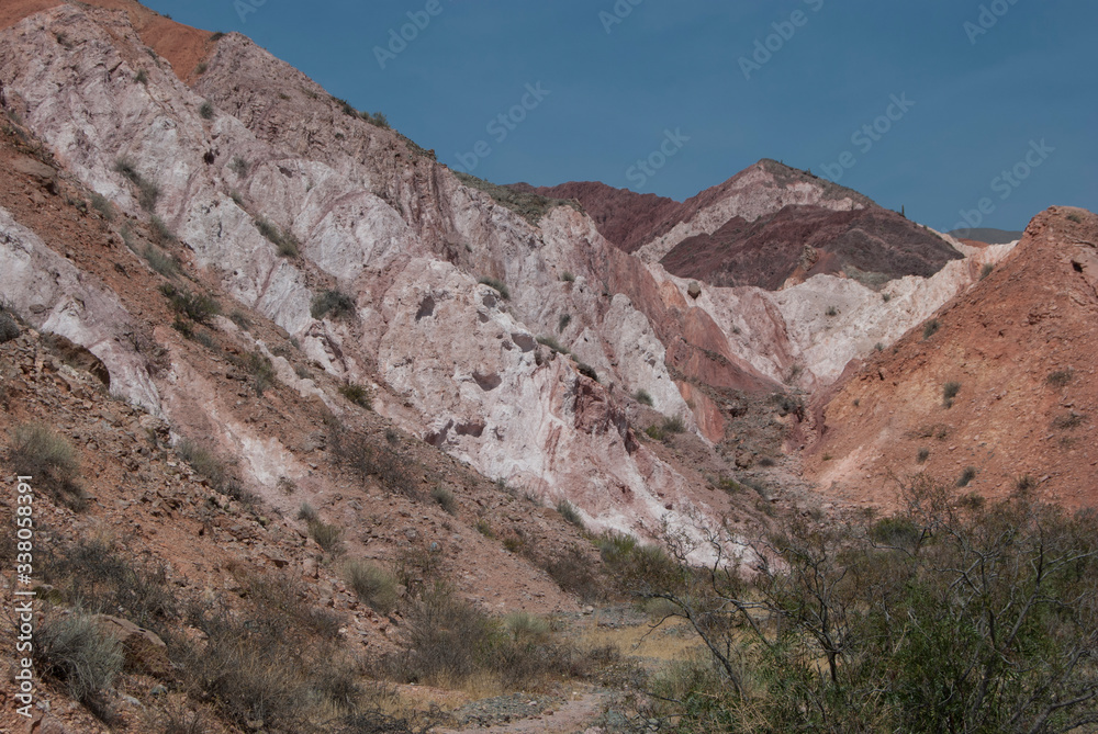 red rocks in the mountains