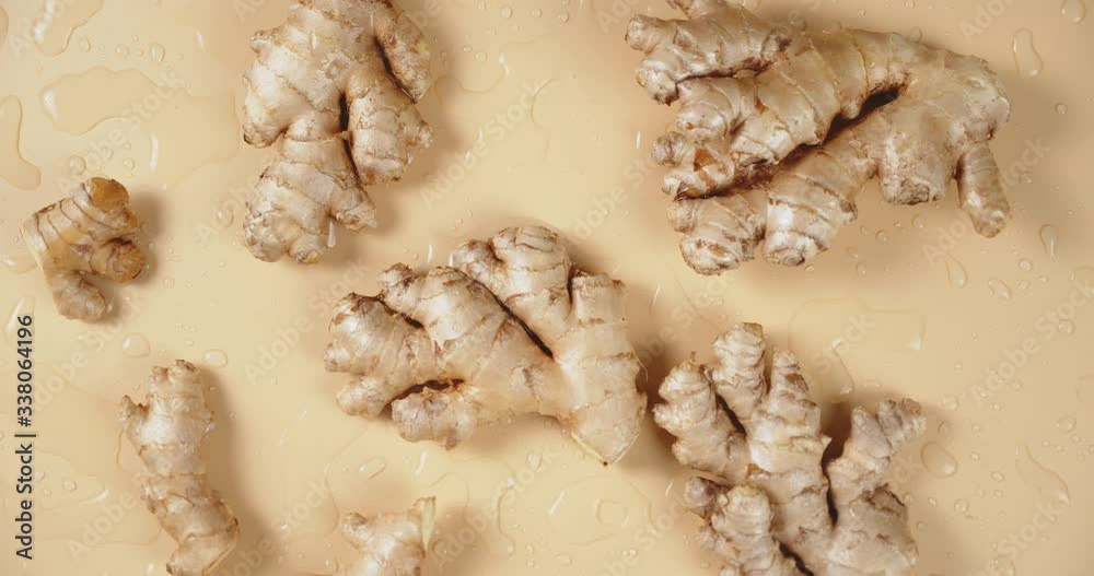Fresh ginger root rotates slowly. Fresh ginger root rotates slowly.