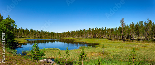 Blauer Waldsee in Norwegen, Skandianvien photo