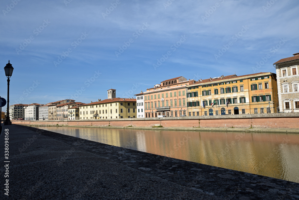 Quais de l'Arno à Pise, Italie