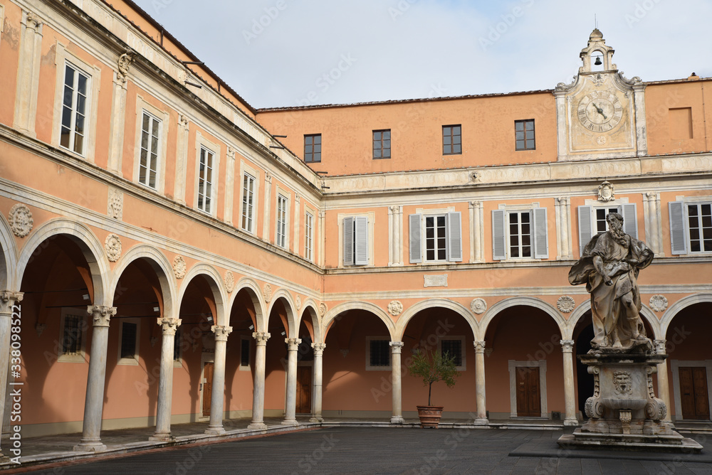 Fototapeta premium Cloître toscan à Pise, Italie