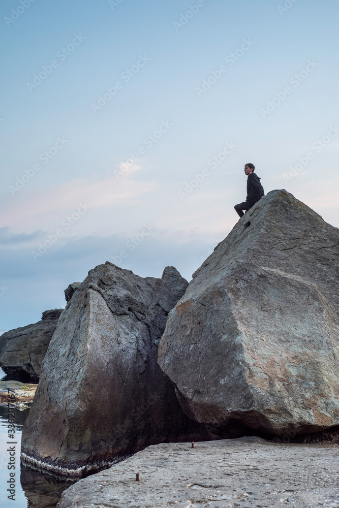 The man balance on rock
