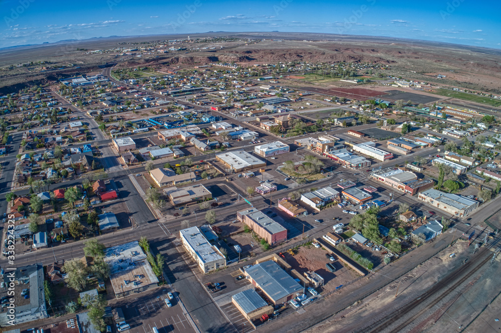 Obraz premium Aerial View of downtown Holbrook, Arizona