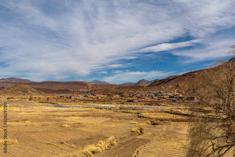 Fototapeta premium Unterwegs mit dem Auto in Chile.