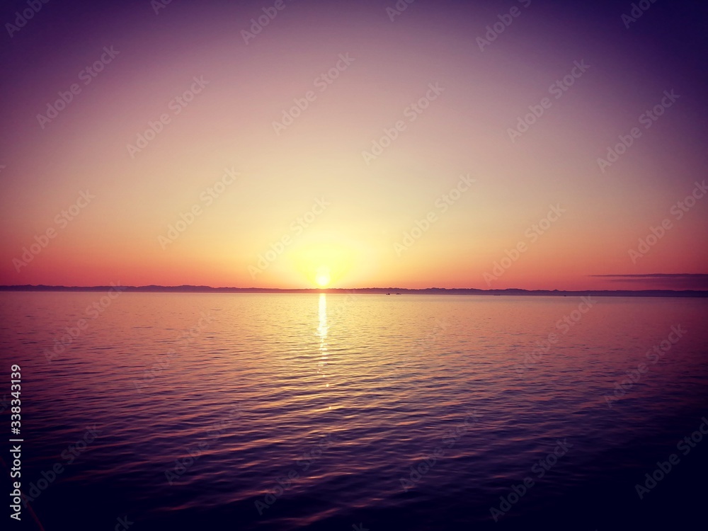 Obraz premium sunset over the sea