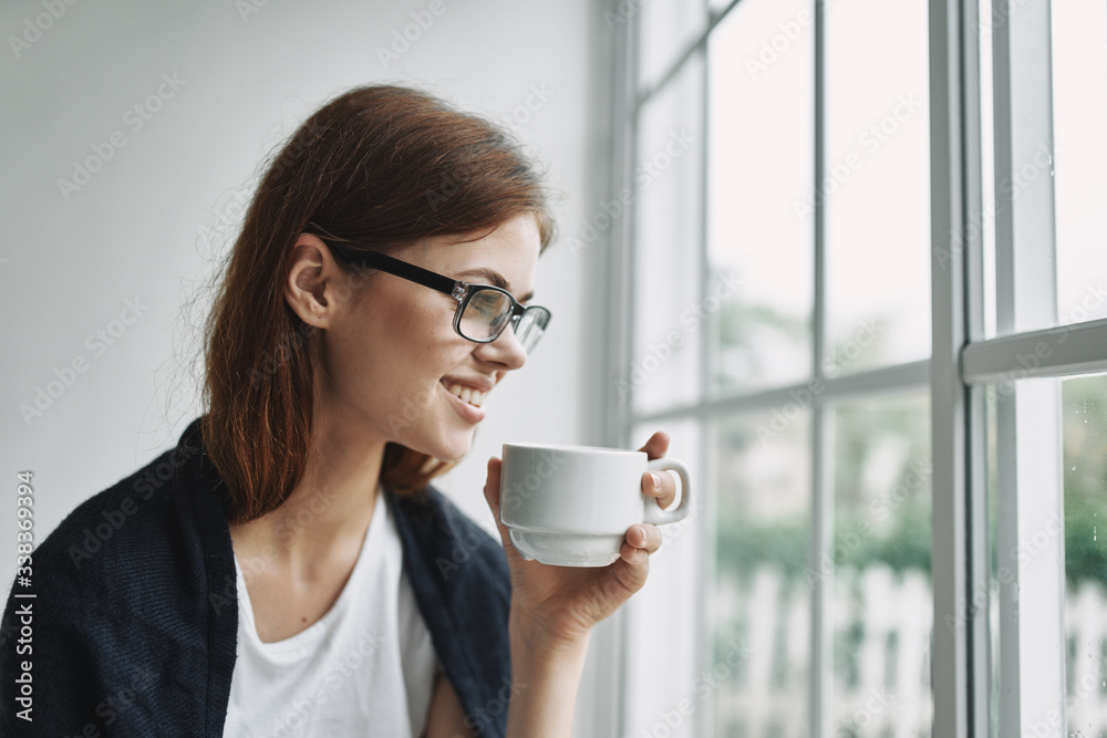 young businesswoman drinking coffee young businesswoman drinking coffee