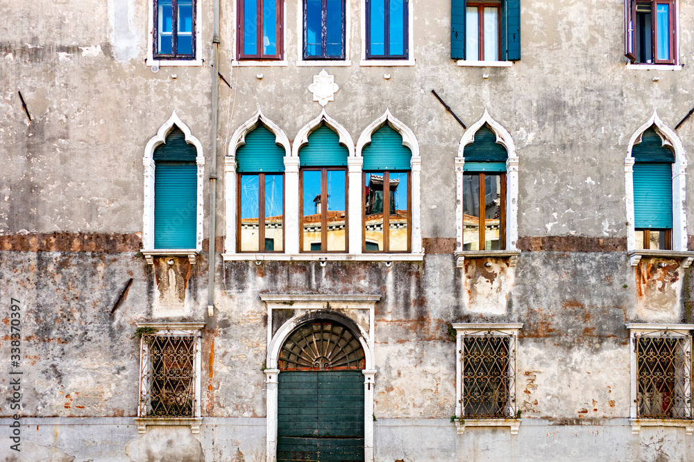 Venezia (Veneto) - Panorami e particolari della città a colori