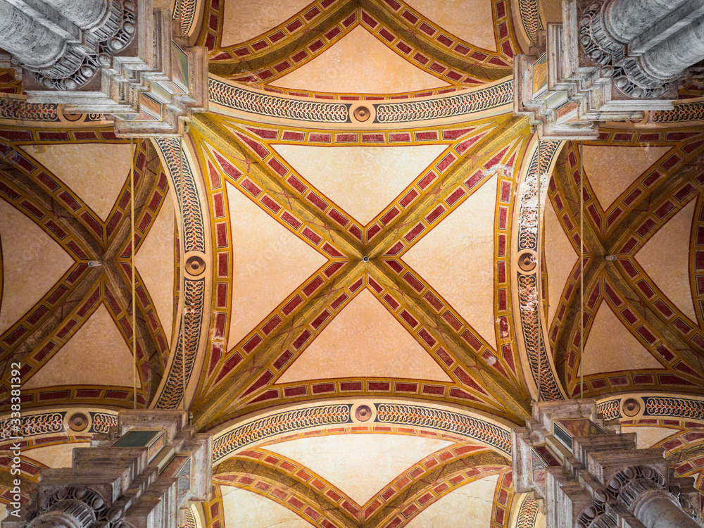 Φωτογραφία The cathedral of Santa Maria Assunta is the main place of worship in Pienza