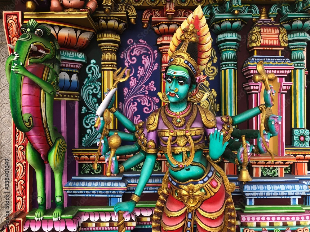 Its a sculpture of tamilnadu , in dindigul Its a sculpture of tamilnadu , in dindigul