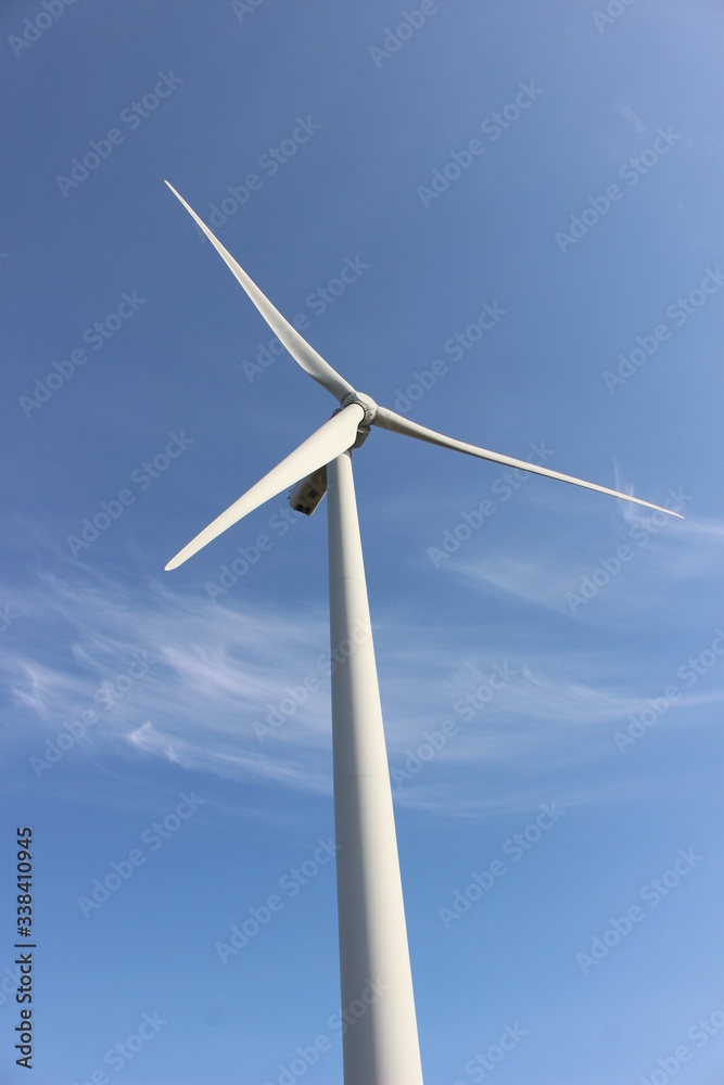 風力発電所の風車発電機(Windmill generator for wind farm) 風力発電所の風車発電機(Windmill generator for wind farm)