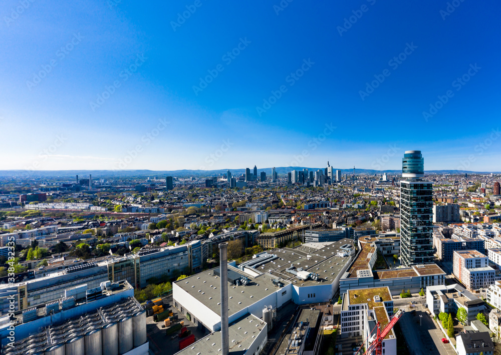 Aerial view, Frankfurt skyline, with Henninger Tower, Commerzbank, Sachsenhausen, Hesse, Germany
