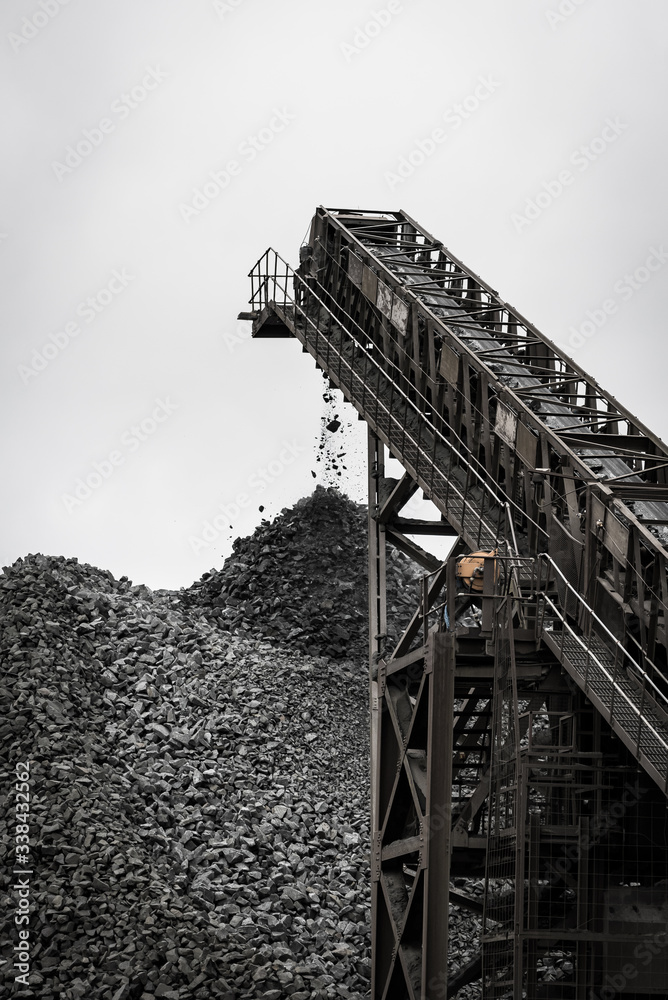 mining industry - mining - working belt conveyor